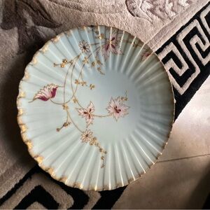 sculptures, LIMOGES , TIFFANY, art BALMORAL ,LUCITE, Busts ect…